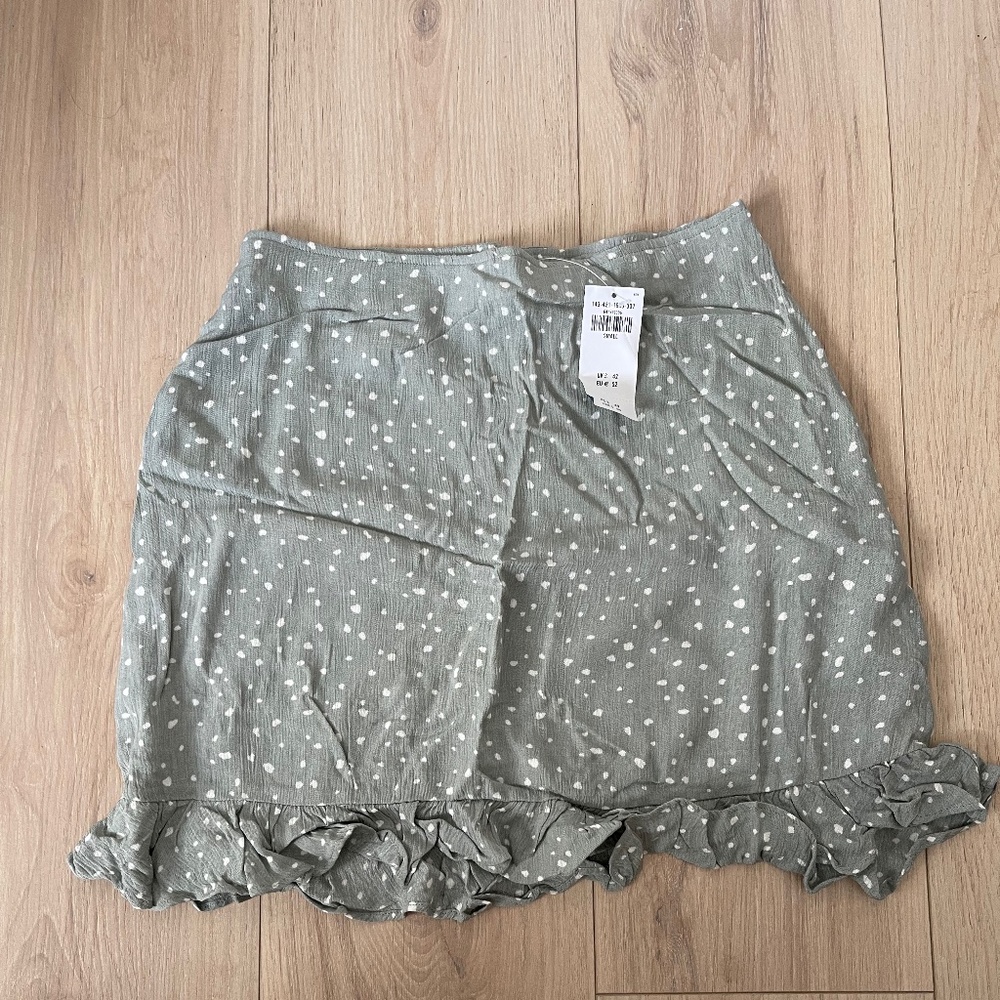 Abercrombie green mini skirt